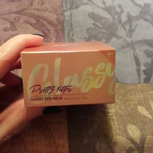 Touch in Sol pretty filter Glassy skin balm